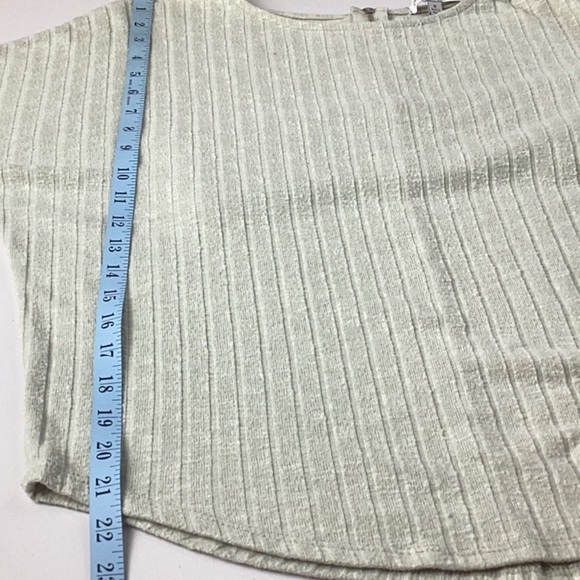 Green Envelope Women’s Size Medium Long Sleeve T-shirt. - Picture 8 of 10